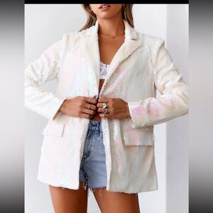 HELLO MOLLY sequence Blazer
